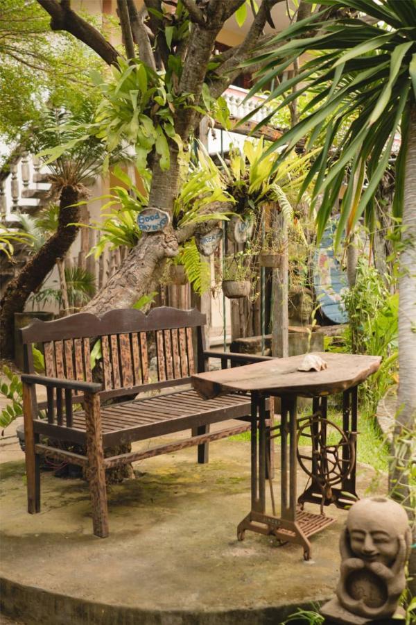 Sunrise Lodge & Lounge Singaraja Dış mekan fotoğraf